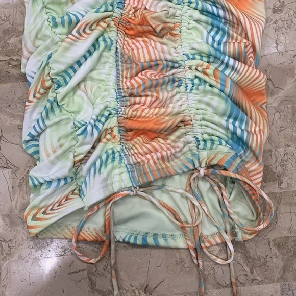 ❤️ Forever 21 Rouched dress - Picture 3 of 3